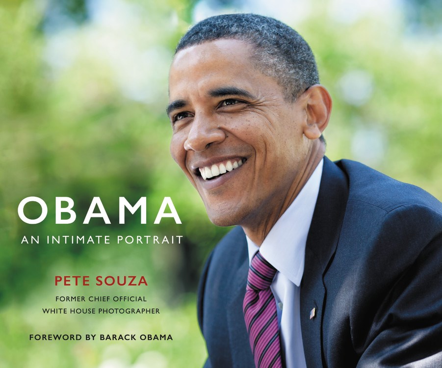 Obama: An Intimate Portrait : The Historic Presidency in Photographs