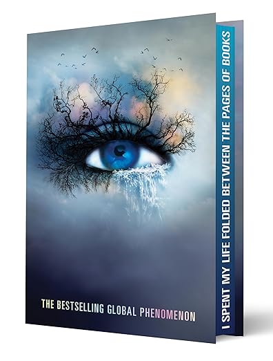 Shatter Me Collector's Deluxe Limited Edition: A Stunning Limited Edition of the Groundbreaking Series