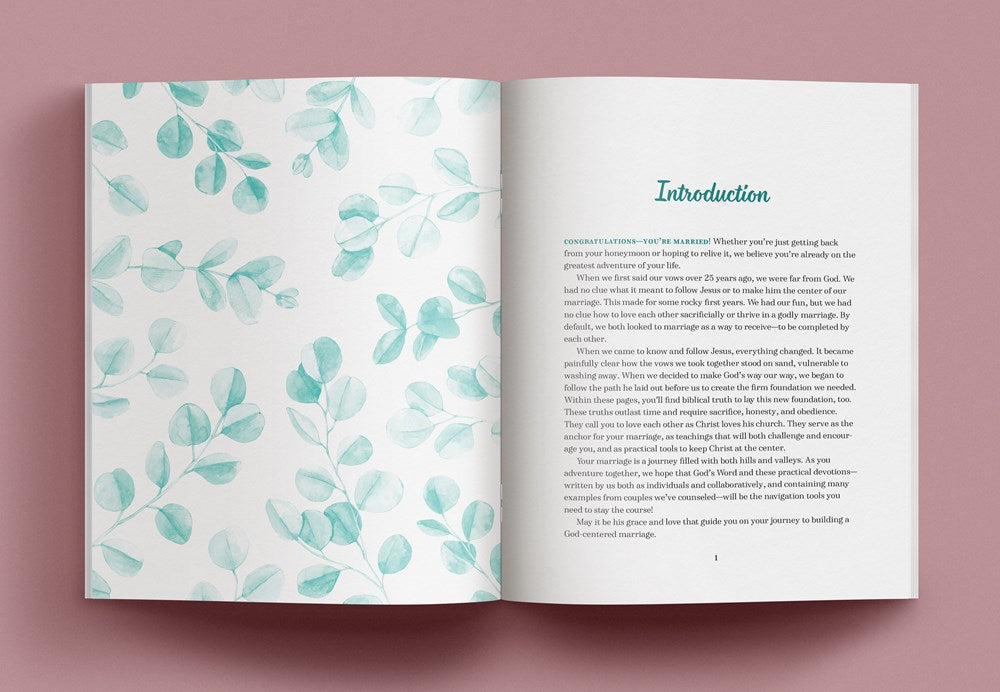Newlywed Couple's Devotional: 52 Weeks of Everyday Scripture, Reflections, and Prayers for a God-Centered Marriage