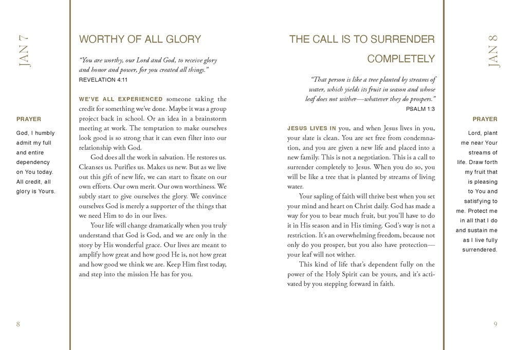 Grace and Glory: 365 Devotions for a Life Transformed by Jesus (A 365-Day Devotional) - The Perfect Christian Christmas Gift